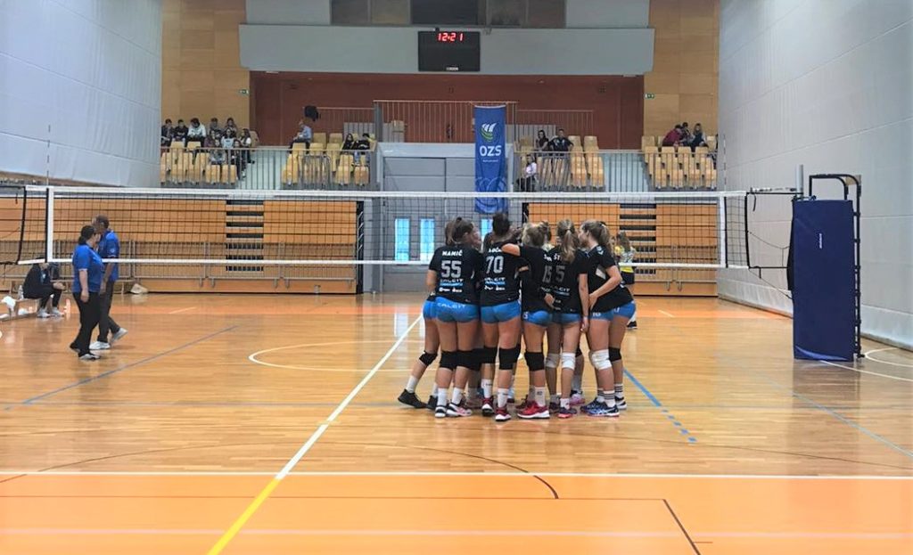 Starejše deklice v Kopru začele s kvalifikacijami