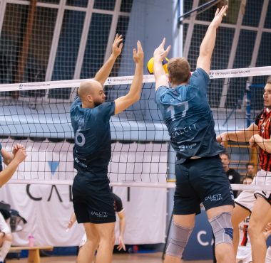 V Kanalu praznih rok po vodstvo z 2:0 v nizih