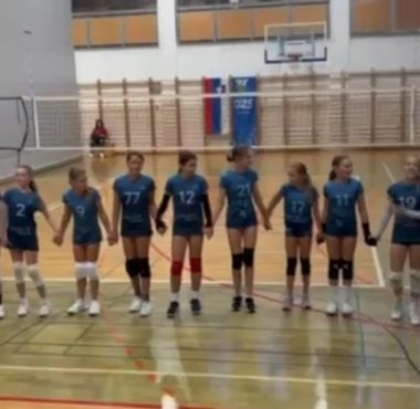 Deklice Calcit Volleyja uspešno začele kvalifikacije